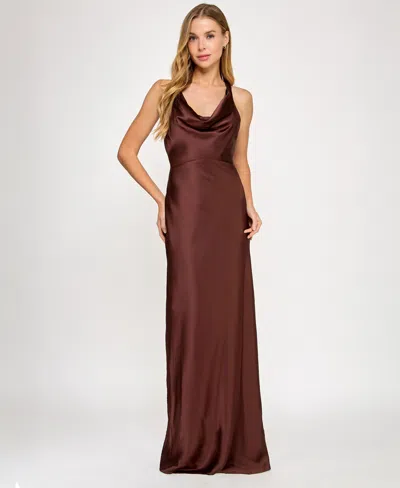 Seni & Cade Juniors' Satin Cowl-neck Halter Gown