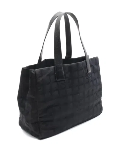 Pre-owned Chanel 2000~2002 New Travel Line Mm Handbag
