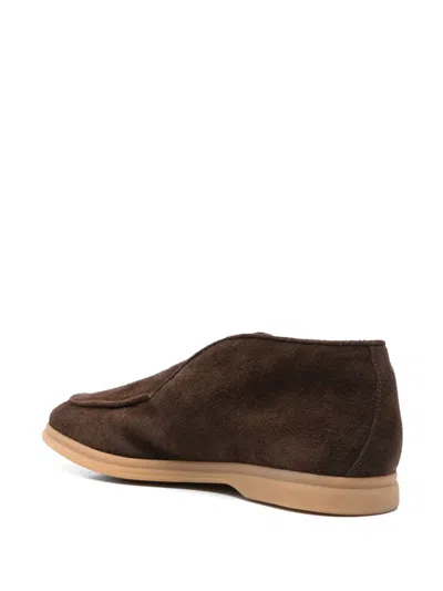 Eleventy Suede Desert Boots In Brown