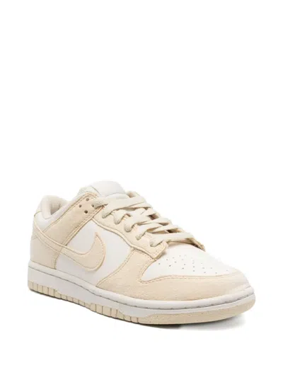 Nike Dunk Low Basketball Sneaker In Neutral