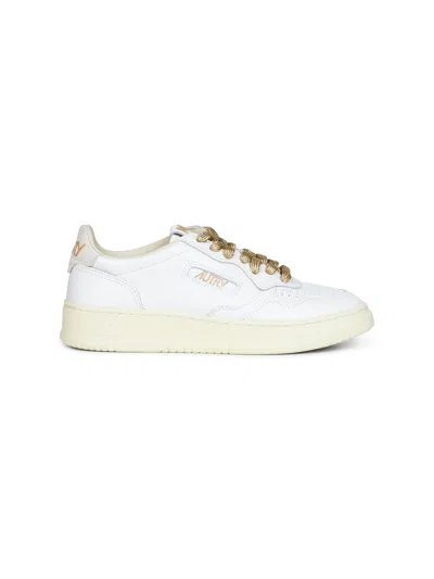 Autry White Leather Medalist Low Sneakers