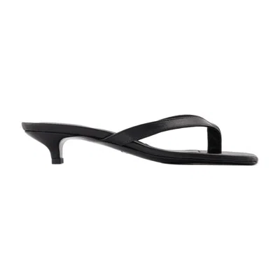Totême Toteme The Flip Flop Sandals