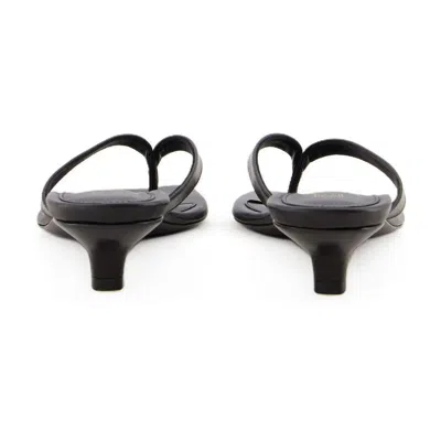 Totême Toteme The Flip Flop Sandals