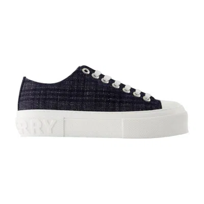 Burberry Jack L Low Sneakers In Black