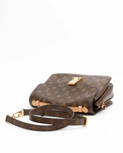 Pre-owned Louis Vuitton Monogram Pochette Metis Bag In Brown