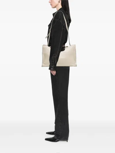 Pre-owned Gucci 2016-2024 Medium Calfskin Bamboo Daily Shopper Satchel In White