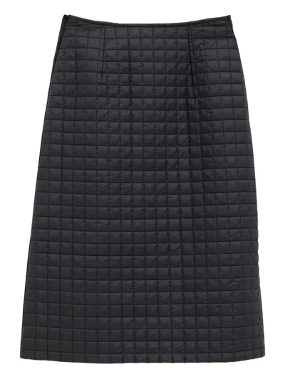 Moncler Press-stud Quilted Midi Skirt In Black
