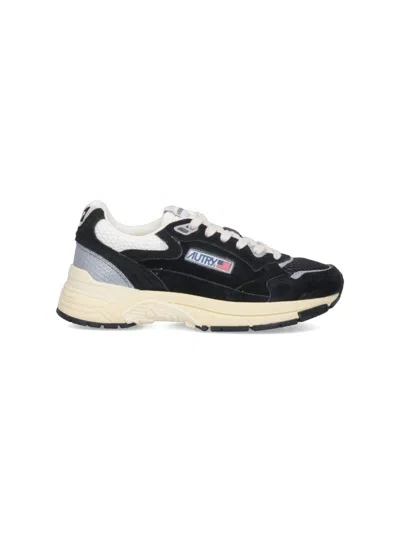 Autry Sneakers In Black