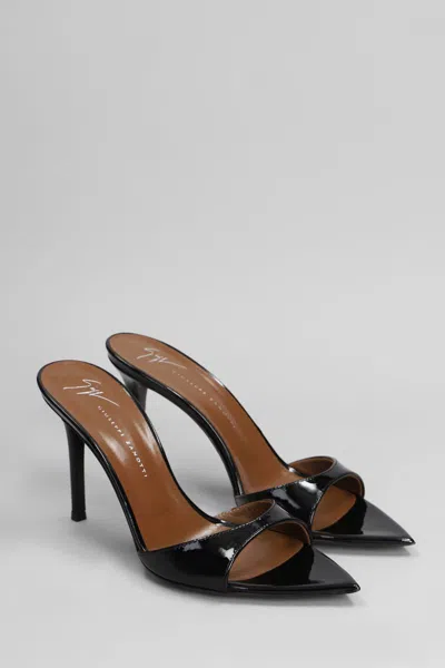 Giuseppe Zanotti Intriigo Strap 90 Sandals In Black Patent Leather In Multi
