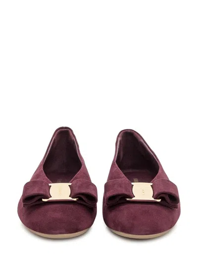 Ferragamo Vara Bow Ballerinas In Burgundy