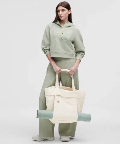 Lululemon On My Level Carryall Tote Bag 27.5l