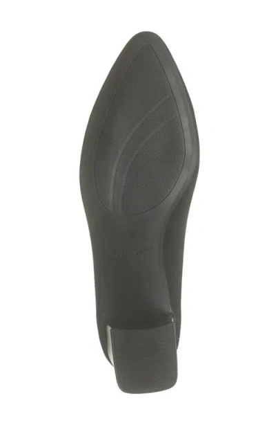 Easy Spirit Nicole Almond Toe Pump