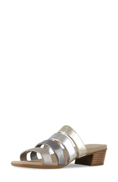 Munro Adrianne Sandal