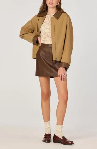 Astr The Label Contrast Collar Jacket In Brown