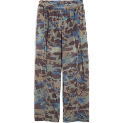 Puma Clrt All-over Print Pants Unisex In Red