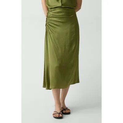 Theory Ruched Satin Midi Skirt In Green