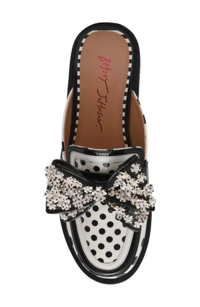 Betsey Johnson Evaline Lug Sole Mule