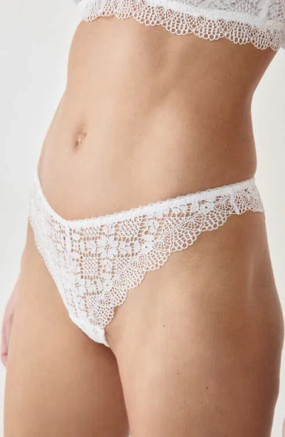 Etam Souffle Bresilien Tanga Thong In White