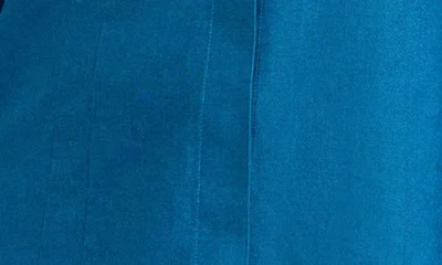 Foxcroft Taylor Fitted Non-iron Shirt In Blue