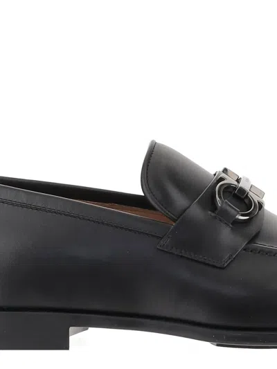 Ferragamo Black Gancini Casual Business Shoes In Black