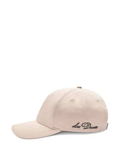 Les Deux Cotton Baseball Cap In Neutral