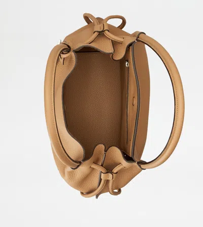 Tod's Logo-detailed Shoulder Bag