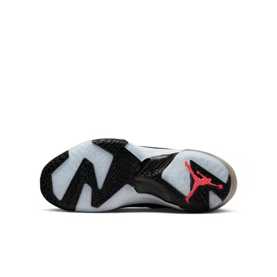 Air Jordan (gs)  37 'black Hot Punch'