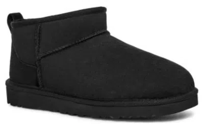 Ugg Minimalist Low-cut Ankle Boot With Textured Grip Sole In Black