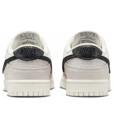 Nike Dunk Low Retro Se Sneakers In White