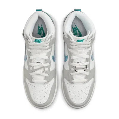 Nike Dunk High Sneakers In White