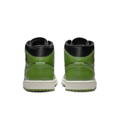 Air Jordan (wmns)  1 Mid 'altitude Green' In Pink