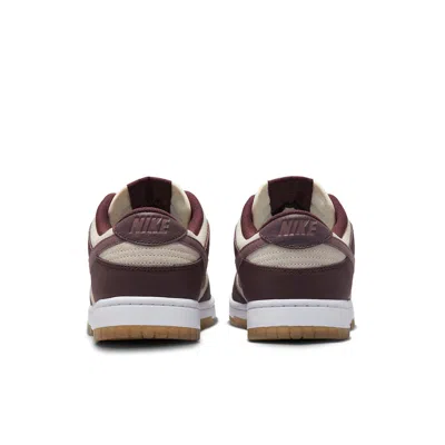 Nike Wmns Dunk Low Sneakers Coconut Milk / Plum Eclipse In Multi