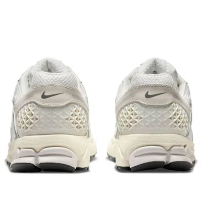 Nike Air Zoom Vomero 5 Sneakers In White And Gray
