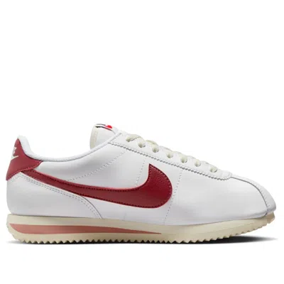 Nike Cortez In White