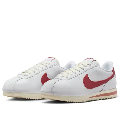 Nike Cortez In White