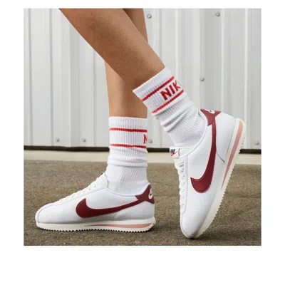 Nike Cortez In White