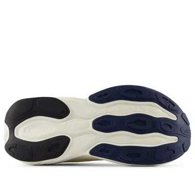 New Balance Men's Fresh Foam X More V5