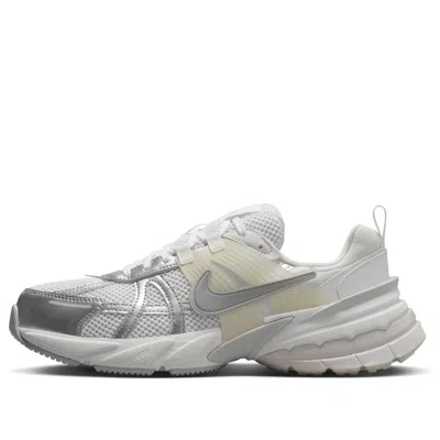 Nike V2k Run Low-top Sneakers In Silver