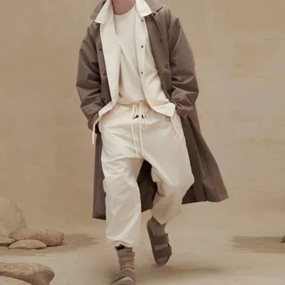 Essentials Fear Of God  Fw22 Tee 'egg Shell' In White