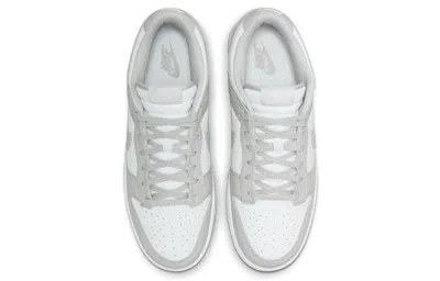 Nike Dunk Low Se Basketball Sneaker In White