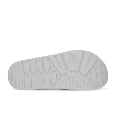 New Balance Unisex 200 Sandals In Grey