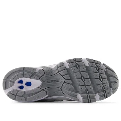 New Balance 740v2 Sneaker In White