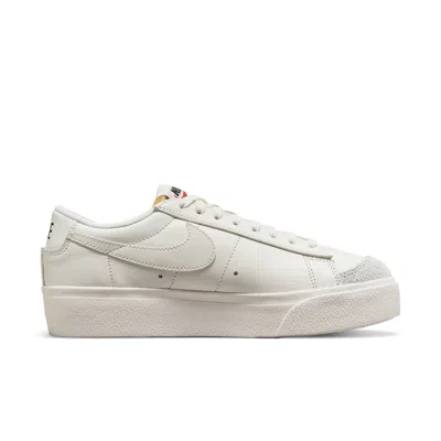 Nike (wmns)  Blazer Low Platform Low-top Sneakers White In Neutral