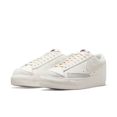 Nike (wmns)  Blazer Low Platform Low-top Sneakers White In Neutral