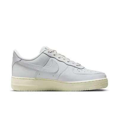 Nike Air Force 1 In White