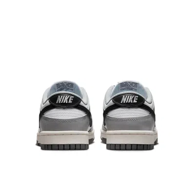 Nike Dunk Low Light Smoke In Gray