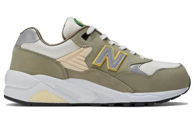 New Balance 580 Trainers
