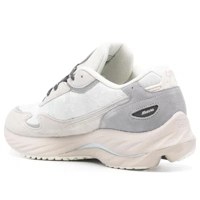 Mizuno Sneakers In White