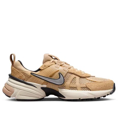 Nike V2k Run Sneaker