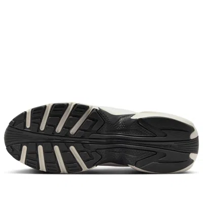 Nike Air Max Portal Sneaker In Neutral